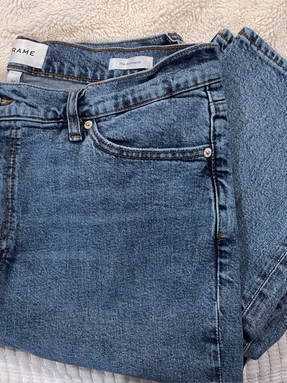 Frame The Borrowed Mid Rise Boyfriend Jean
